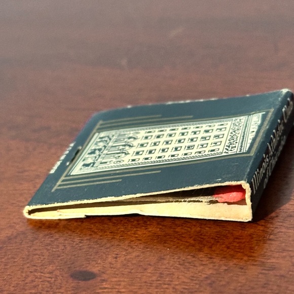 Vintage Matchbook Illinois Athletic Club of Chicago IAC Membership Relax Matches - Picture 9 of 16